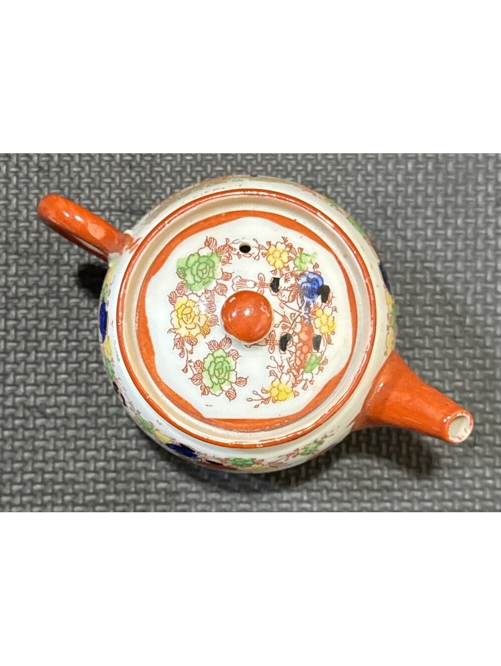 Vintage Small 1950s Japanese Tea Pot Geisha Hand-Painted Glazed Porcelain - Picture 6 of 9
